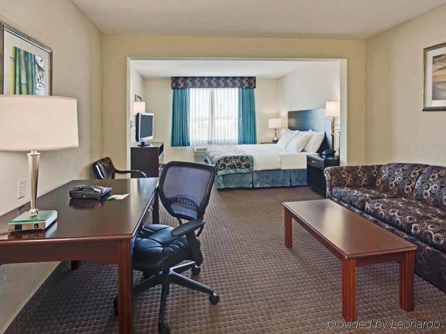 La Quinta By Wyndham Clearwater South Hotel Kültér fotó